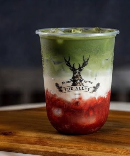 Strawberry Matcha Latte
